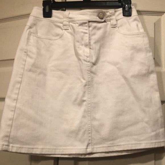 Talbots sz 4P White Denim Knee Length Skirt - Picture 2 of 6